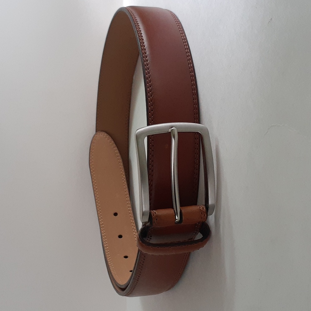 NYBC Men Leather Belt Size M  Tan Color Silver Buckle New